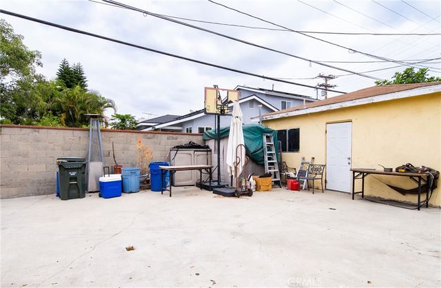 4001 E Imperial, Lynwood, CA 90262
