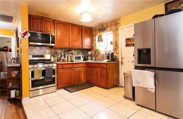 4001 E Imperial, Lynwood, CA 90262