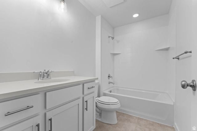 7034 S OVERLAND RD, West Jordan, UT 84081