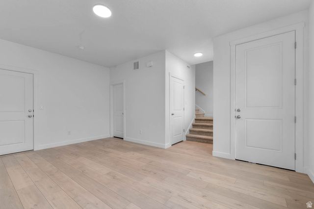 7034 S OVERLAND RD, West Jordan, UT 84081