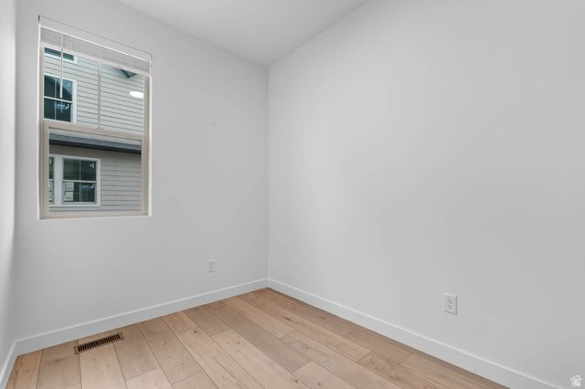 7034 S OVERLAND RD, West Jordan, UT 84081