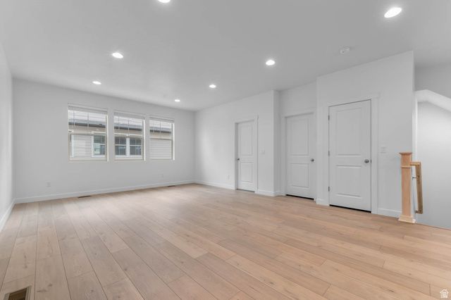 7034 S OVERLAND RD, West Jordan, UT 84081