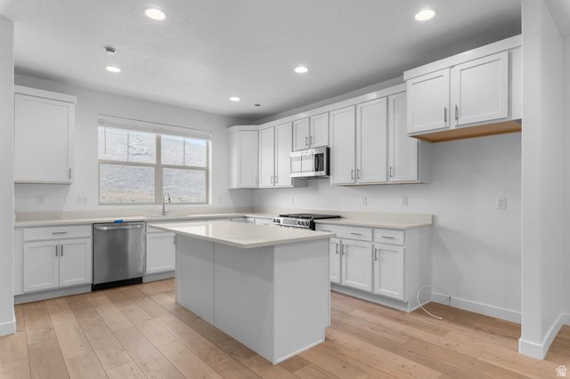 7034 S OVERLAND RD, West Jordan, UT 84081