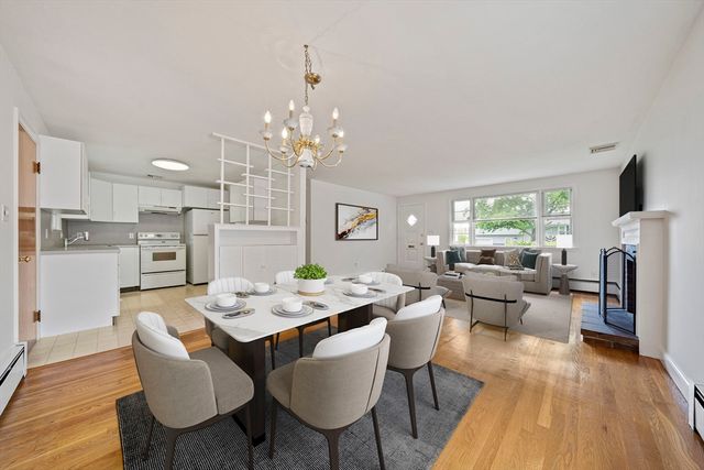 27 Cindy Ln, Braintree, MA 02184