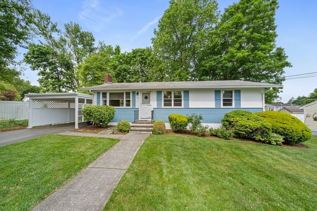 27 Cindy Ln, Braintree, MA 02184