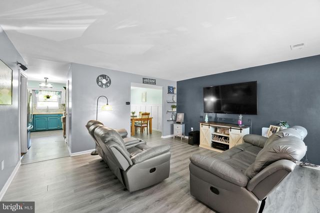 1103 SINGER DR, Westminster, MD 21157