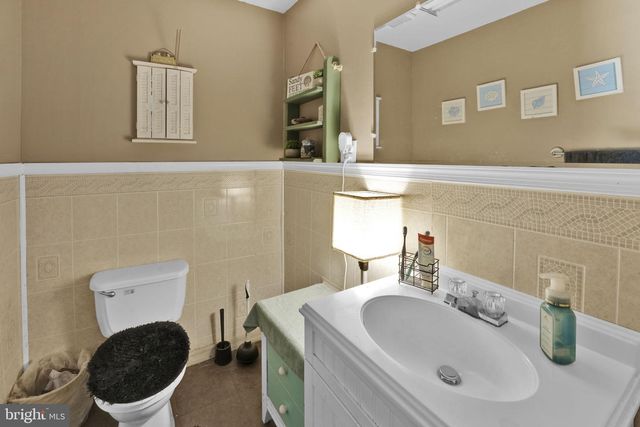 1103 SINGER DR, Westminster, MD 21157