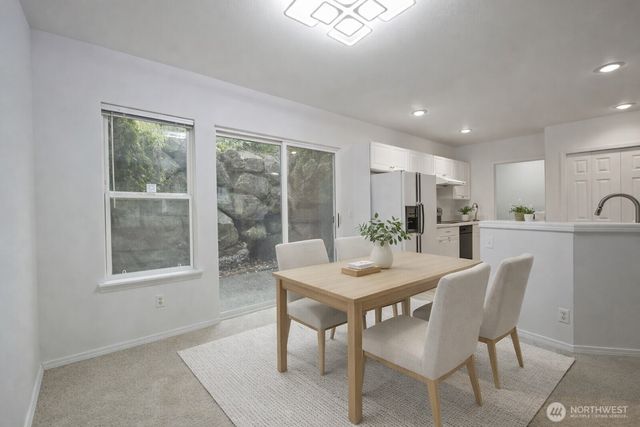 3904 NE 5th Place, Renton, WA 98056