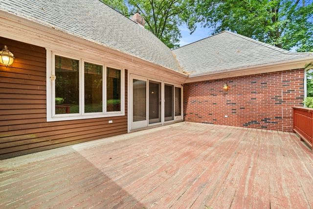 89 North St, Topsfield, MA 01983