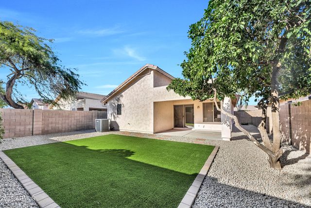 4625 E ABRAHAM Lane, Phoenix, AZ 85050