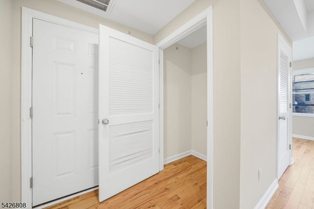 532 Ringwood Ave, Wanaque Boro, NJ 07465