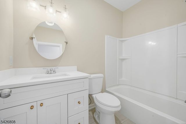 532 Ringwood Ave, Wanaque Boro, NJ 07465