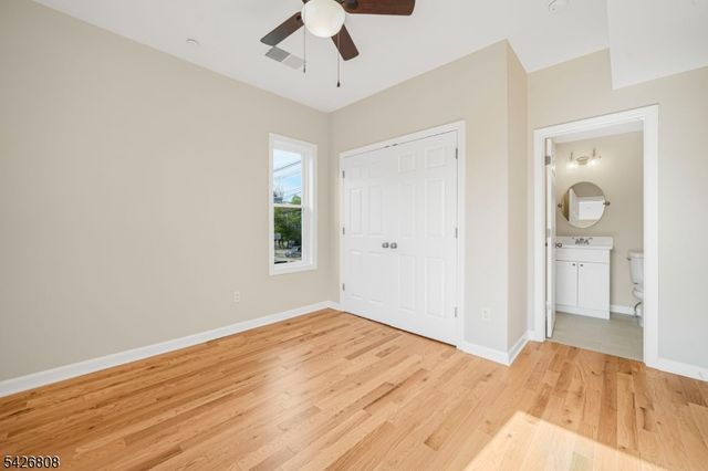 532 Ringwood Ave, Wanaque Boro, NJ 07465