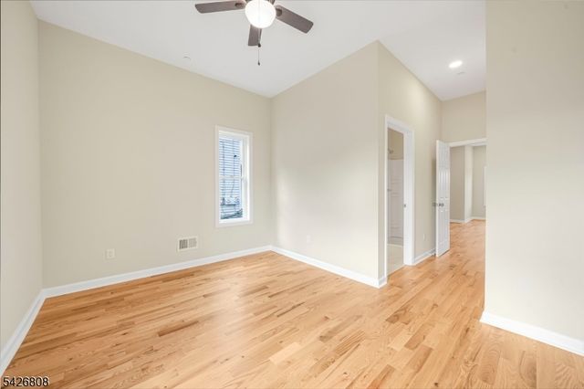 532 Ringwood Ave, Wanaque Boro, NJ 07465