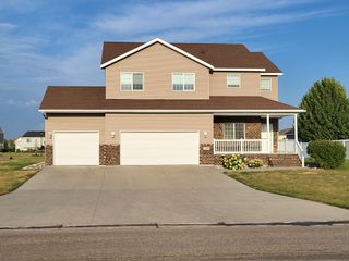 3698 N Sedona Drive, West Fargo, ND 58078