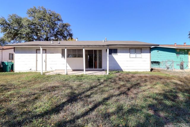 304 Deborah Dr, Converse, TX 78109