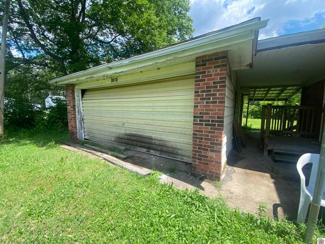 2010 Husband Road, Paducah, KY 42003