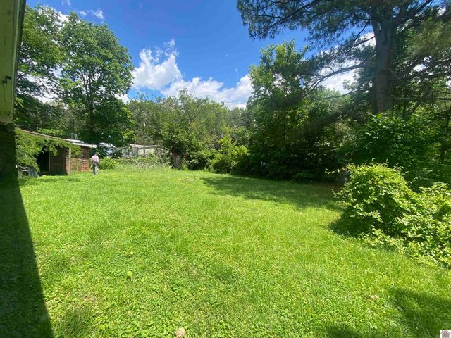 2010 Husband Road, Paducah, KY 42003