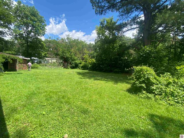 2010 Husband Road, Paducah, KY 42003