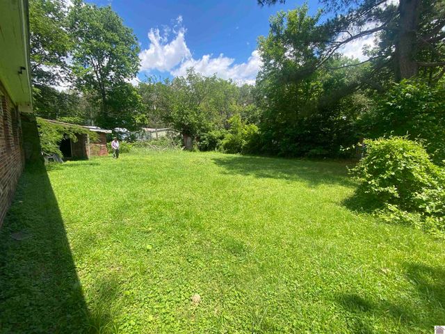 2010 Husband Road, Paducah, KY 42003