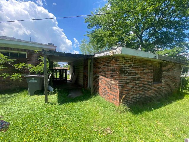 2010 Husband Road, Paducah, KY 42003