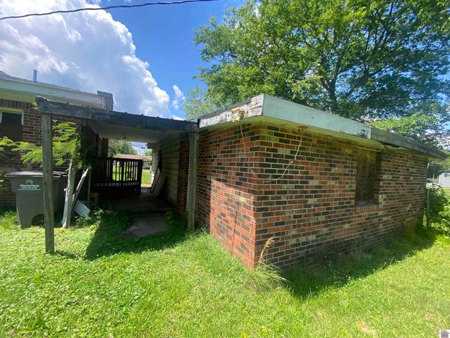 2010 Husband Road, Paducah, KY 42003