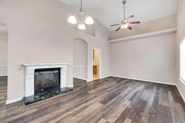 4681 W Morris Avenue, Fresno, CA 93722