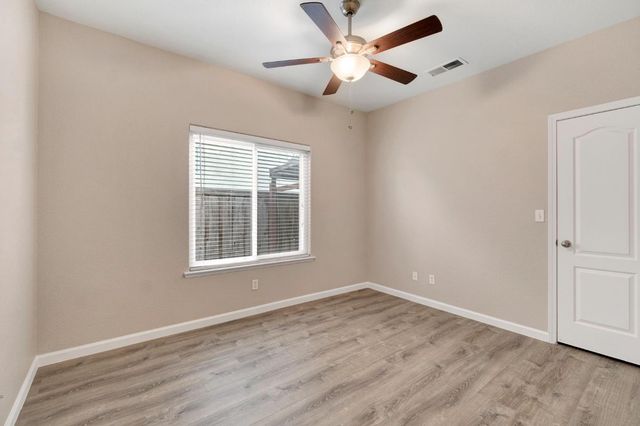 4681 W Morris Avenue, Fresno, CA 93722