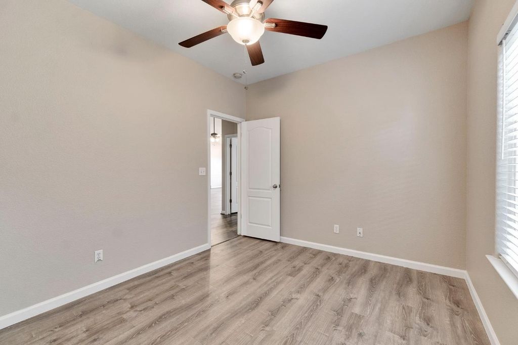 Image 20 of property listing at 4681 W Morris Avenue, Fresno, CA 93722