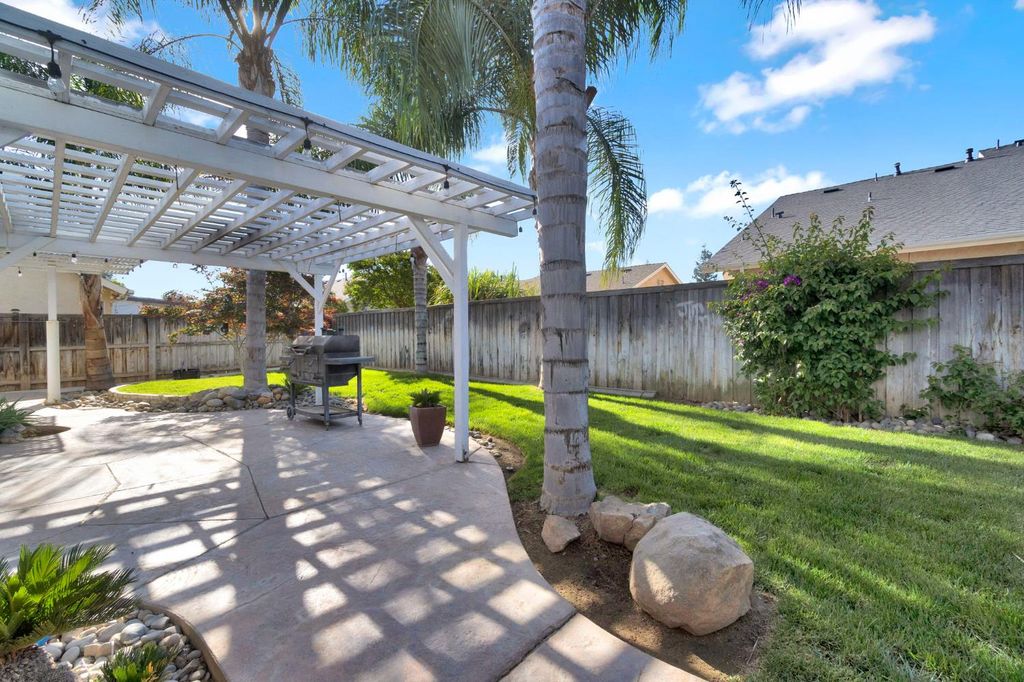 Image 35 of property listing at 4681 W Morris Avenue, Fresno, CA 93722