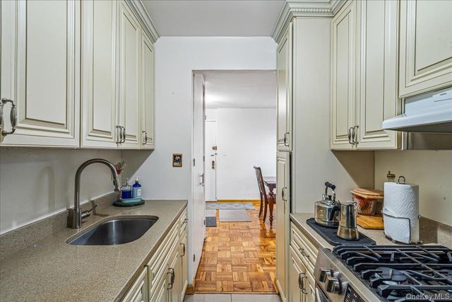 65-15 Alderton Street 2C, Rego Park, NY 11374