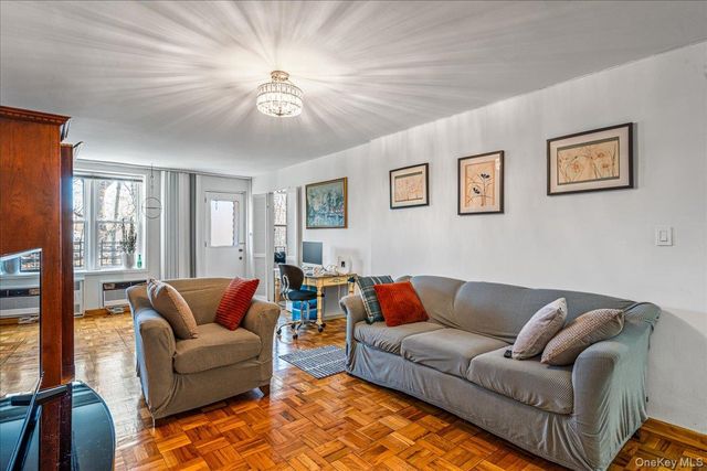 65-15 Alderton Street 2C, Rego Park, NY 11374