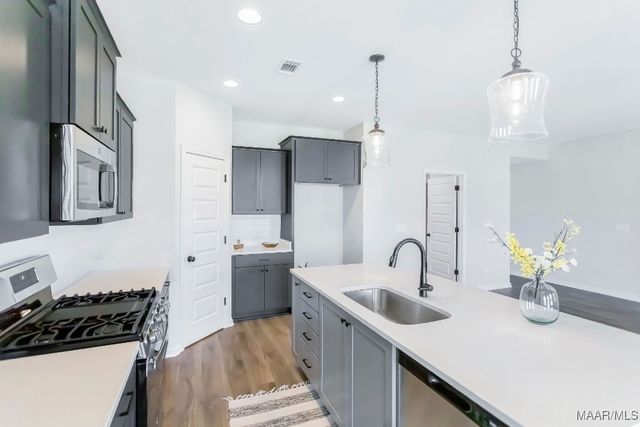 208 Lismore Place, Montgomery, AL 36117