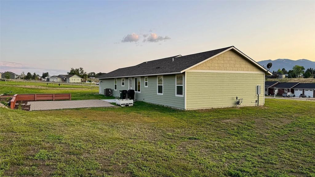 668 Winding Creek Trail, Corvallis, MT 59828 photo 4