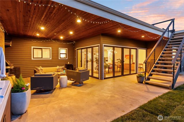 11017 Forest Avenue S, Seattle, WA 98178