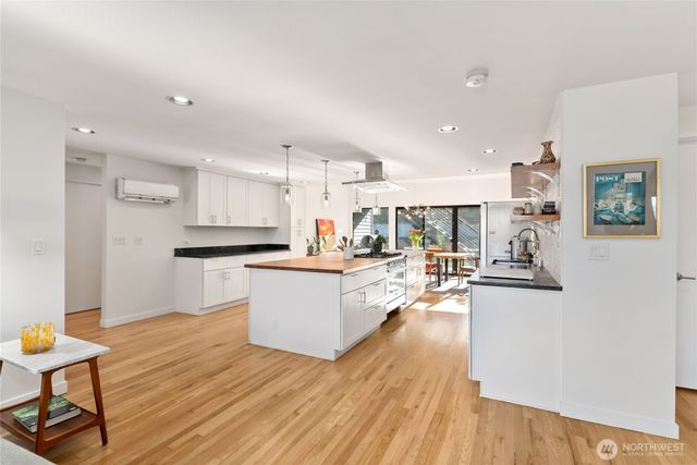 11017 Forest Avenue S, Seattle, WA 98178