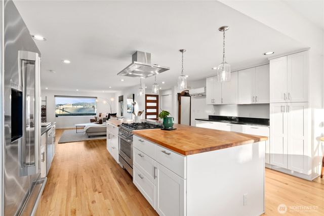 11017 Forest Avenue S, Seattle, WA 98178