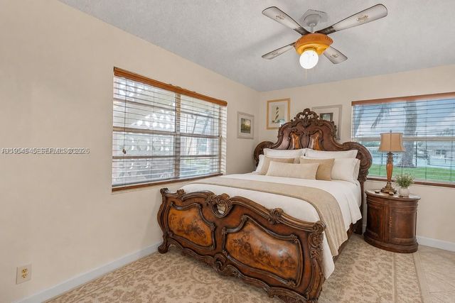 1521 NW 18th Avenue 101, Delray Beach, FL 33445