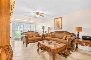 1521 NW 18th Avenue 101, Delray Beach, FL 33445