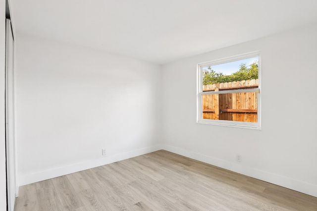 269 Lindley Dr, Sacramento, CA 95815