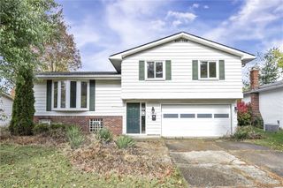 24758 Doe Drive, North Olmsted, OH 44070