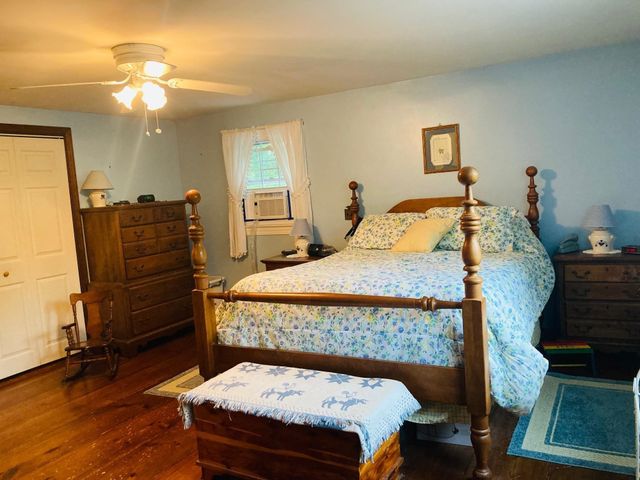 102 Sanborn Road, East Kingston, NH 03827