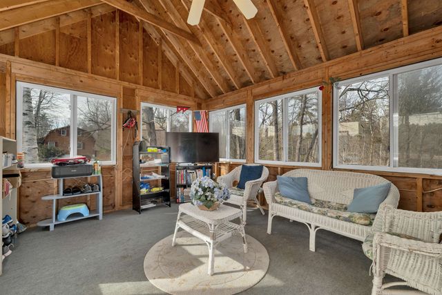 102 Sanborn Road, East Kingston, NH 03827