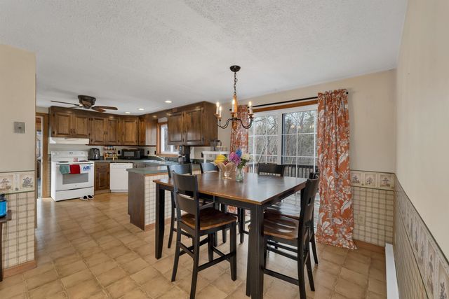 102 Sanborn Road, East Kingston, NH 03827