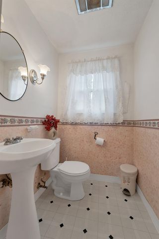 102 Sanborn Road, East Kingston, NH 03827