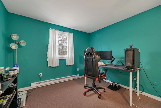 102 Sanborn Road, East Kingston, NH 03827