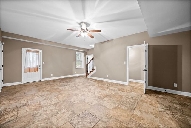 208 Markie Drive, Clarksville, TN 37043