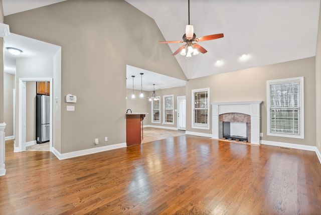 208 Markie Drive, Clarksville, TN 37043