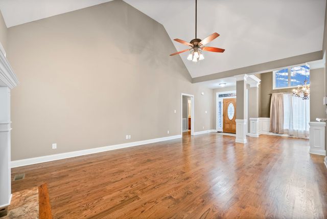 208 Markie Drive, Clarksville, TN 37043