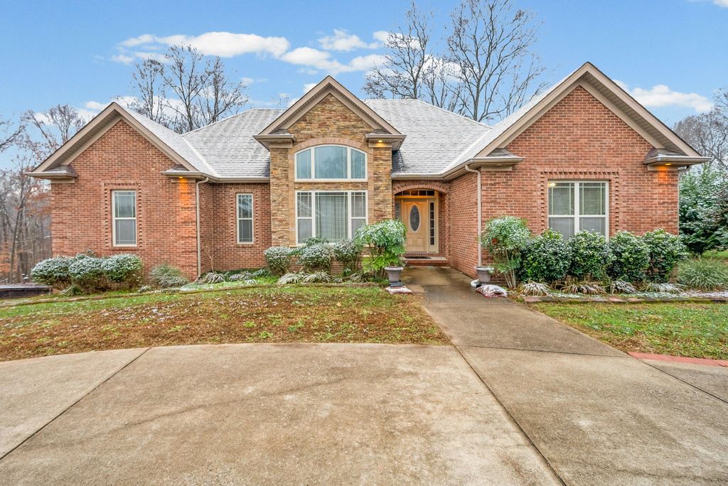 208 Markie Drive, Clarksville, TN 37043